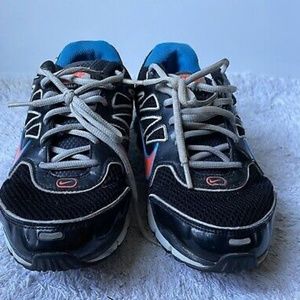 Nike Shox Qualify 2 Womens Athletic Running Shoes